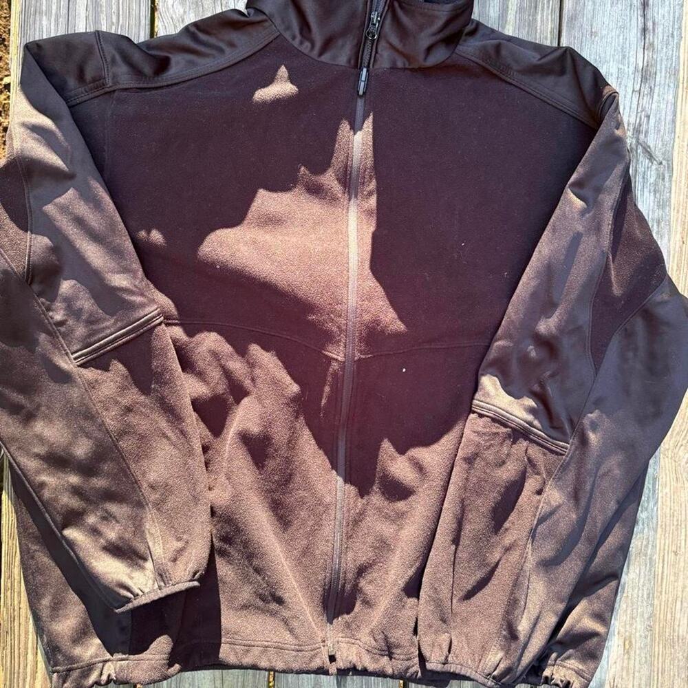 Black north end wear fleece